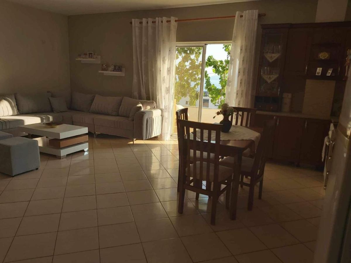 White Panorama Apartment Sarande Ngoại thất bức ảnh